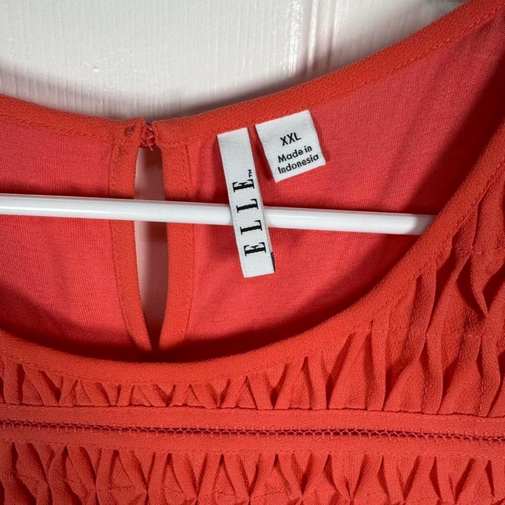 Coral ELLE sleeveless top - Picture 2 of 4